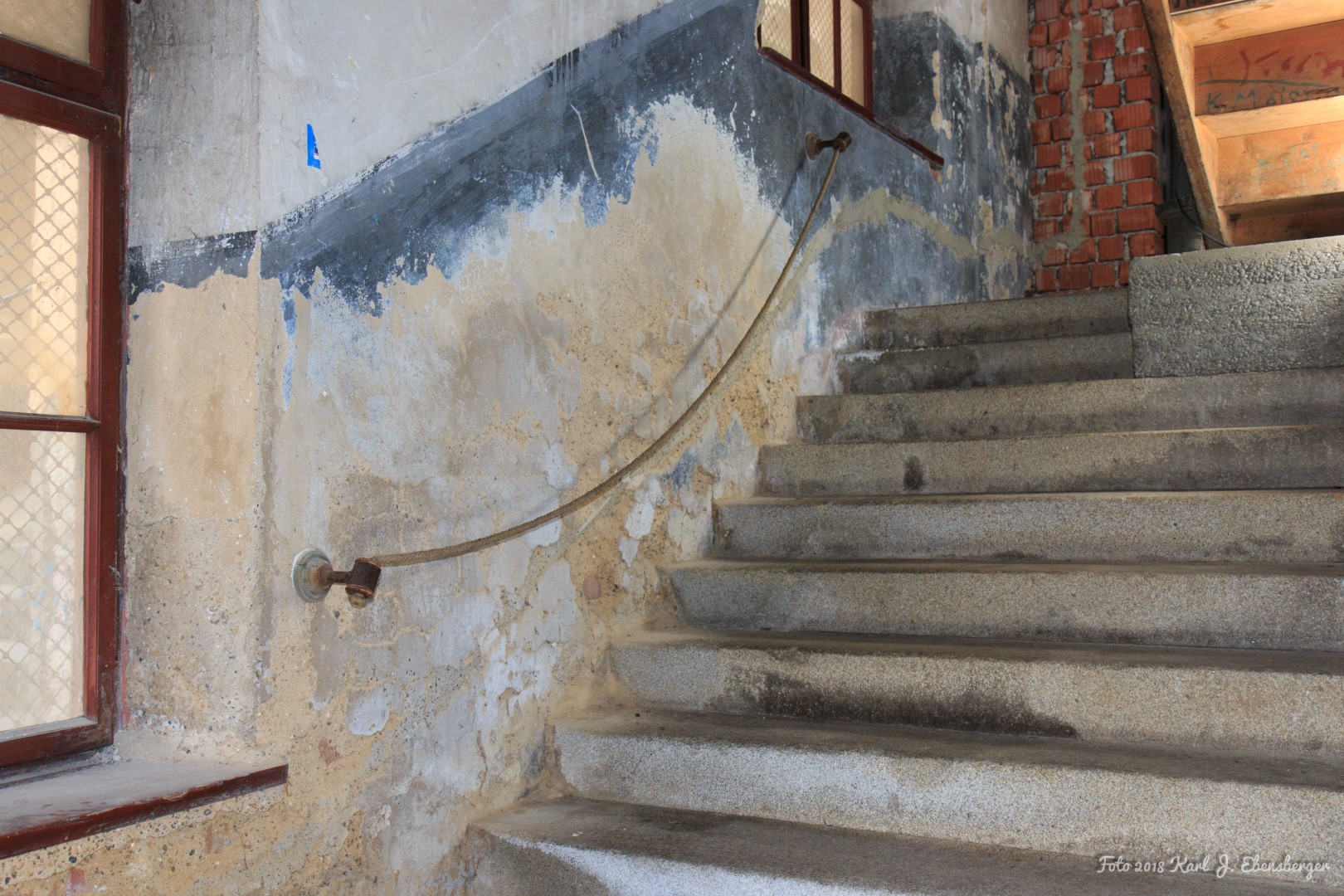 Es gibt da eine alte Treppe...... Es gibt da eine alte Treppe......
